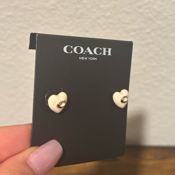 Coach Cream Heart Stud Earrings - Picture 4 of 6